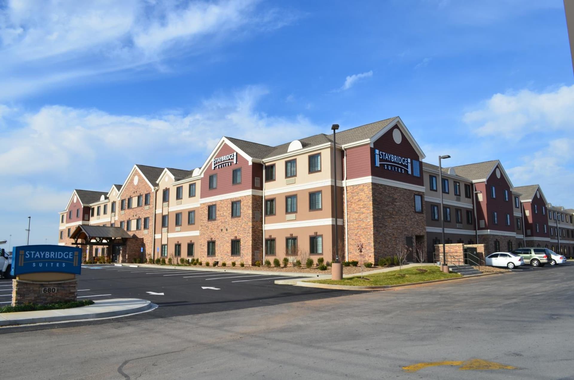 Staybridge Suites Bowling Green by IHG featured exterior or lobby in Bowling Green, KY — similar hotel
