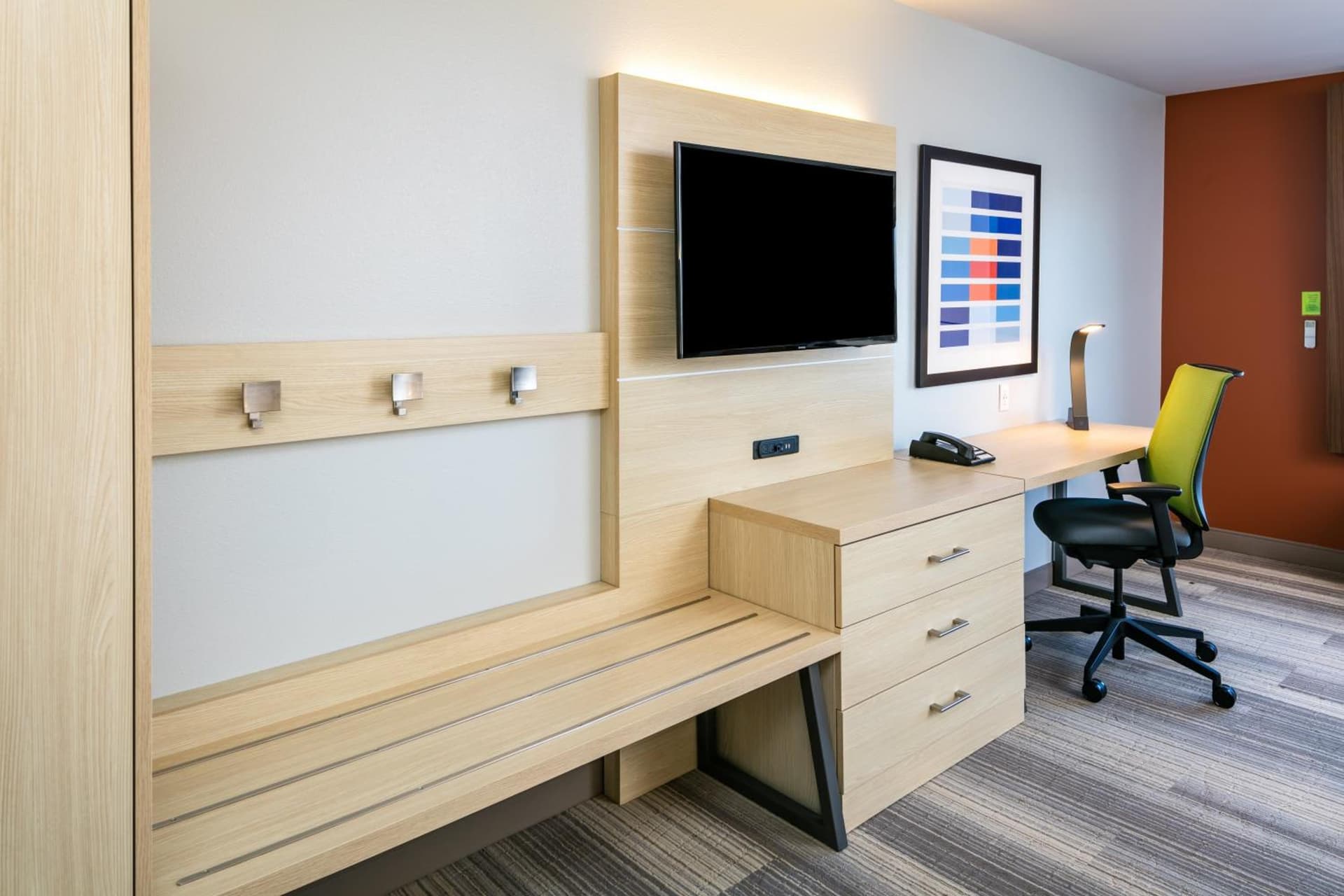 Holiday Inn Express & Suites - Bend South by IHG gallery photo in Bend, OR — image 4