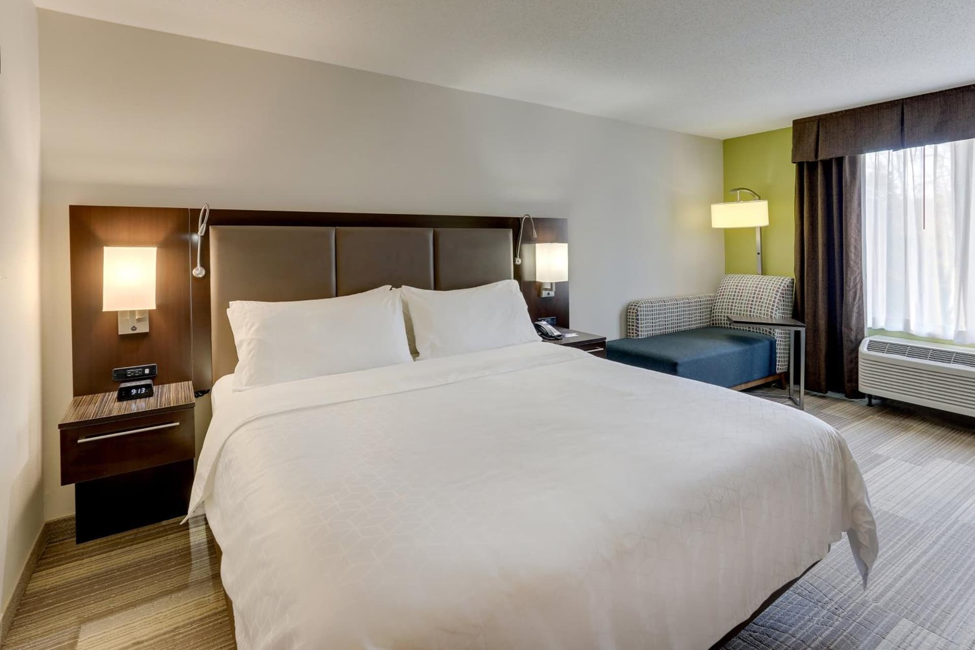 Holiday Inn Express Hotel & Suites Dayton-Centerville by IHG gallery photo in Centerville, OH — image 29