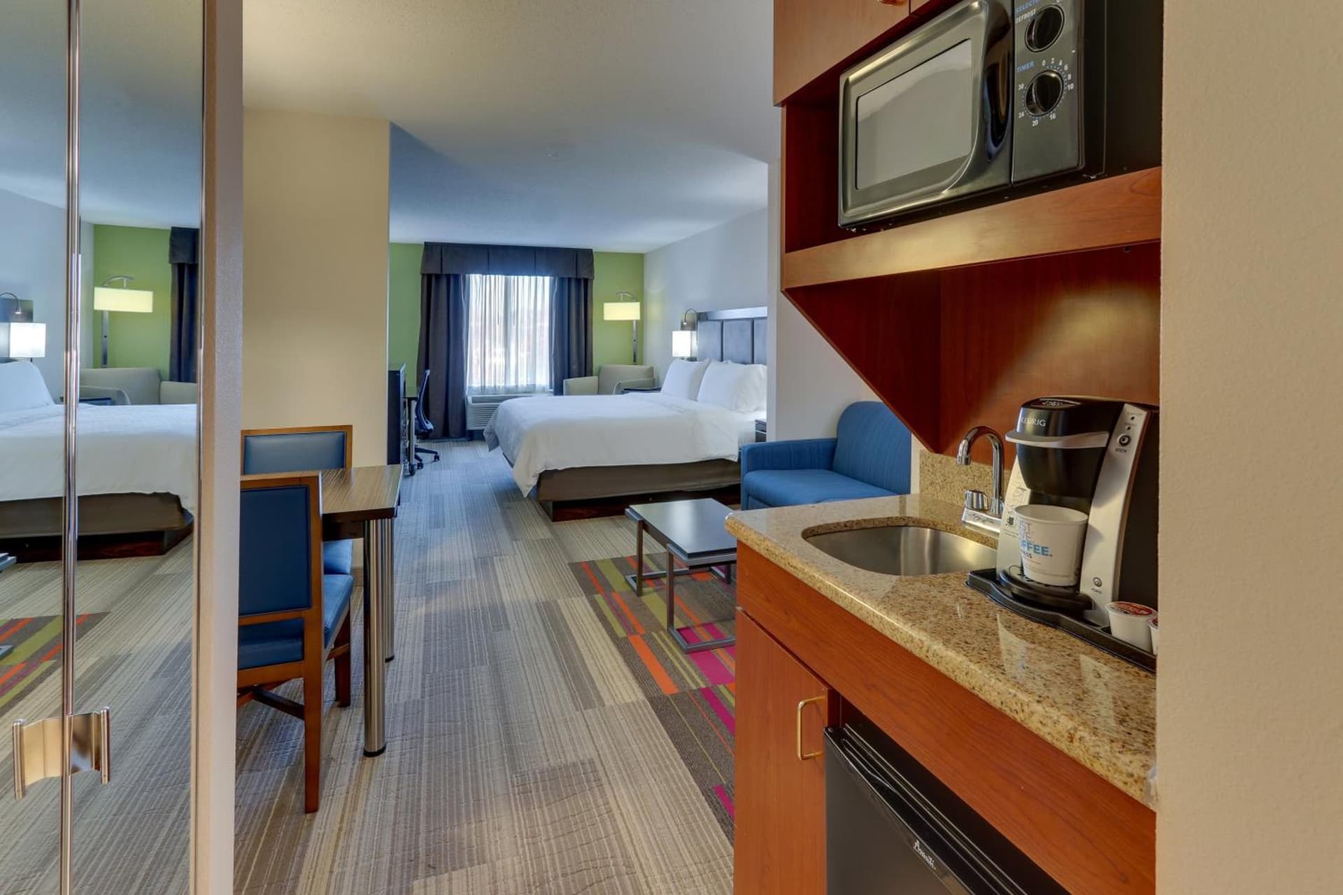 Holiday Inn Express Hotel & Suites Dayton-Centerville by IHG gallery photo in Centerville, OH — image 28