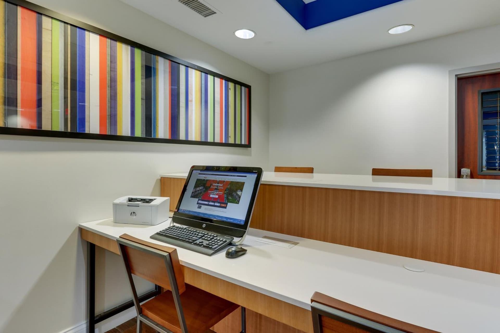 Holiday Inn Express Hotel & Suites Dayton-Centerville by IHG gallery photo in Centerville, OH — image 10