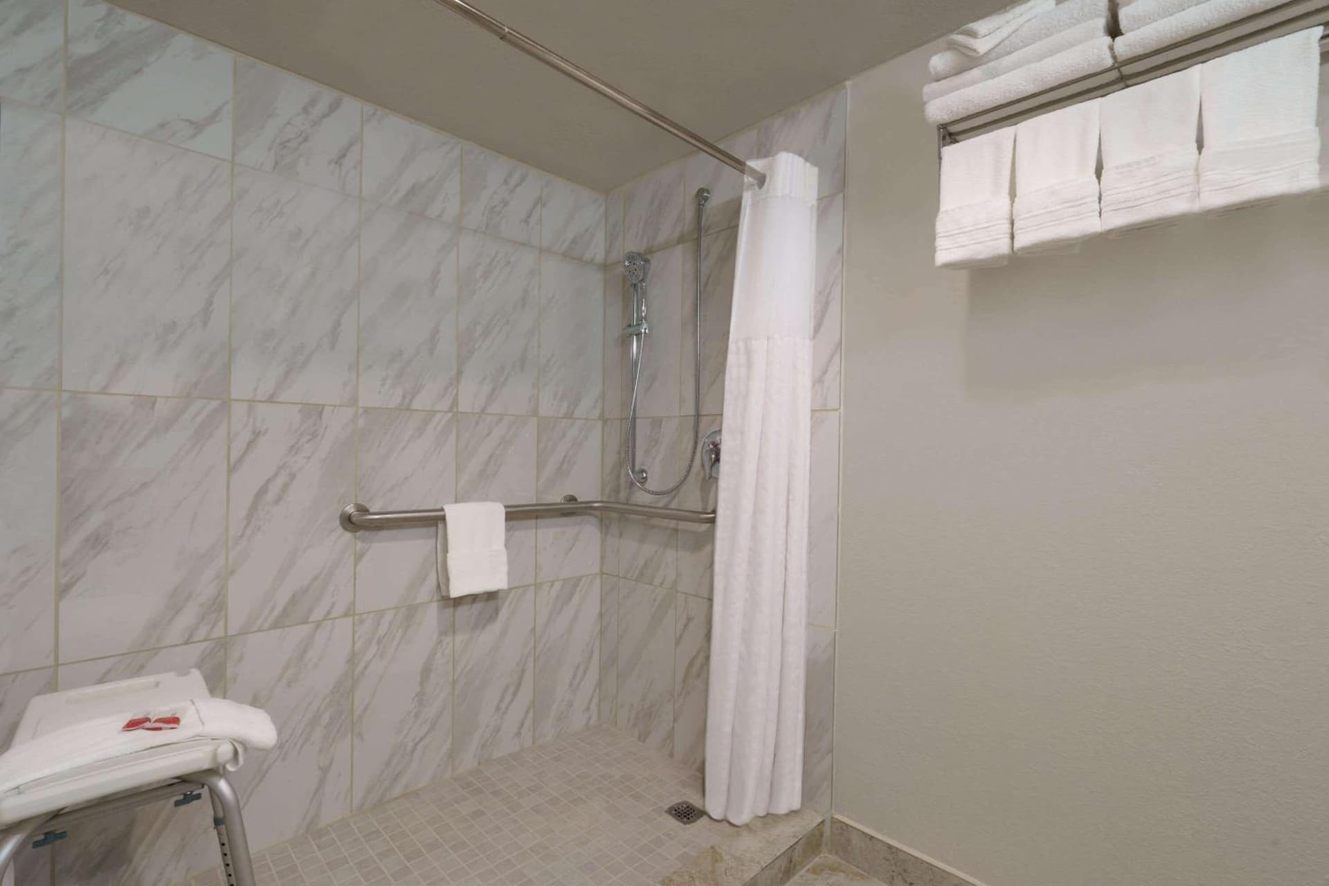 Baymont by Wyndham Bremerton WA gallery photo in Bremerton, WA — image 13