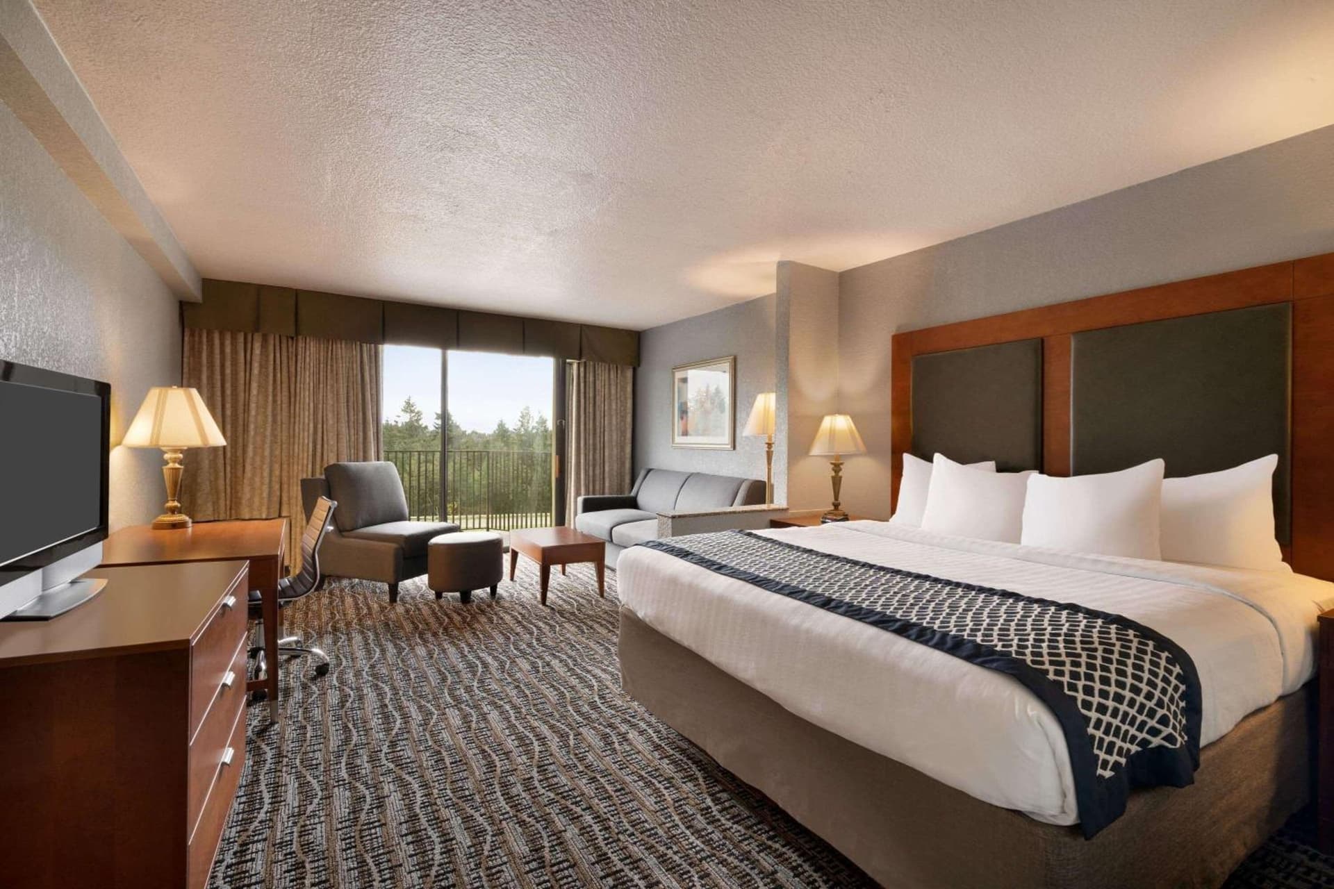 Baymont by Wyndham Bremerton WA gallery photo in Bremerton, WA — image 8