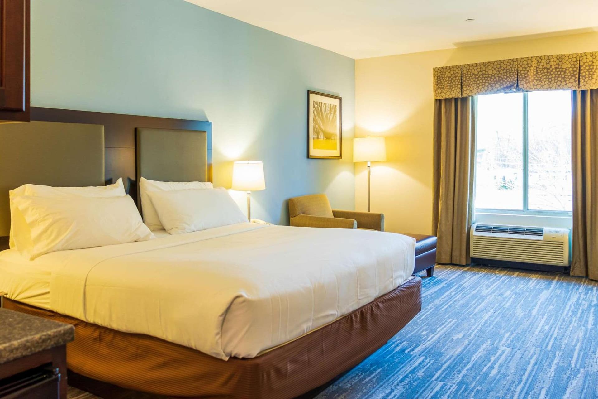 Comfort Inn & Suites Plainville-Foxboro gallery photo in Plainville — image 9