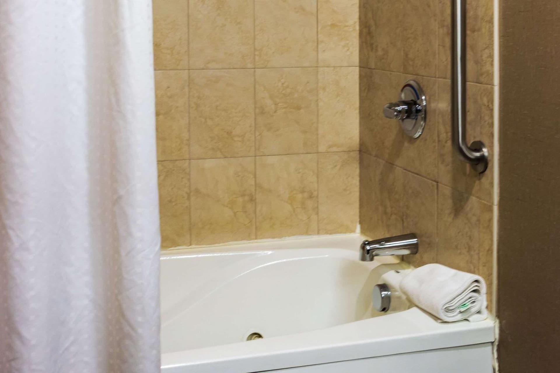 Comfort Inn & Suites Plainville-Foxboro gallery photo in Plainville — image 14
