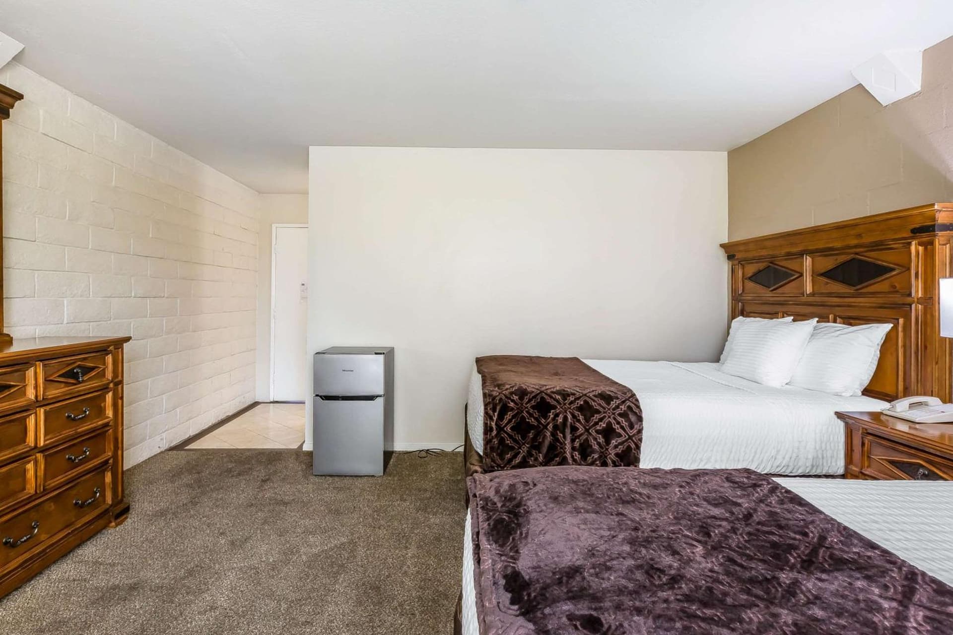Econo Lodge Lake Elsinore Casino gallery photo in Lake Elsinore, CA — image 15