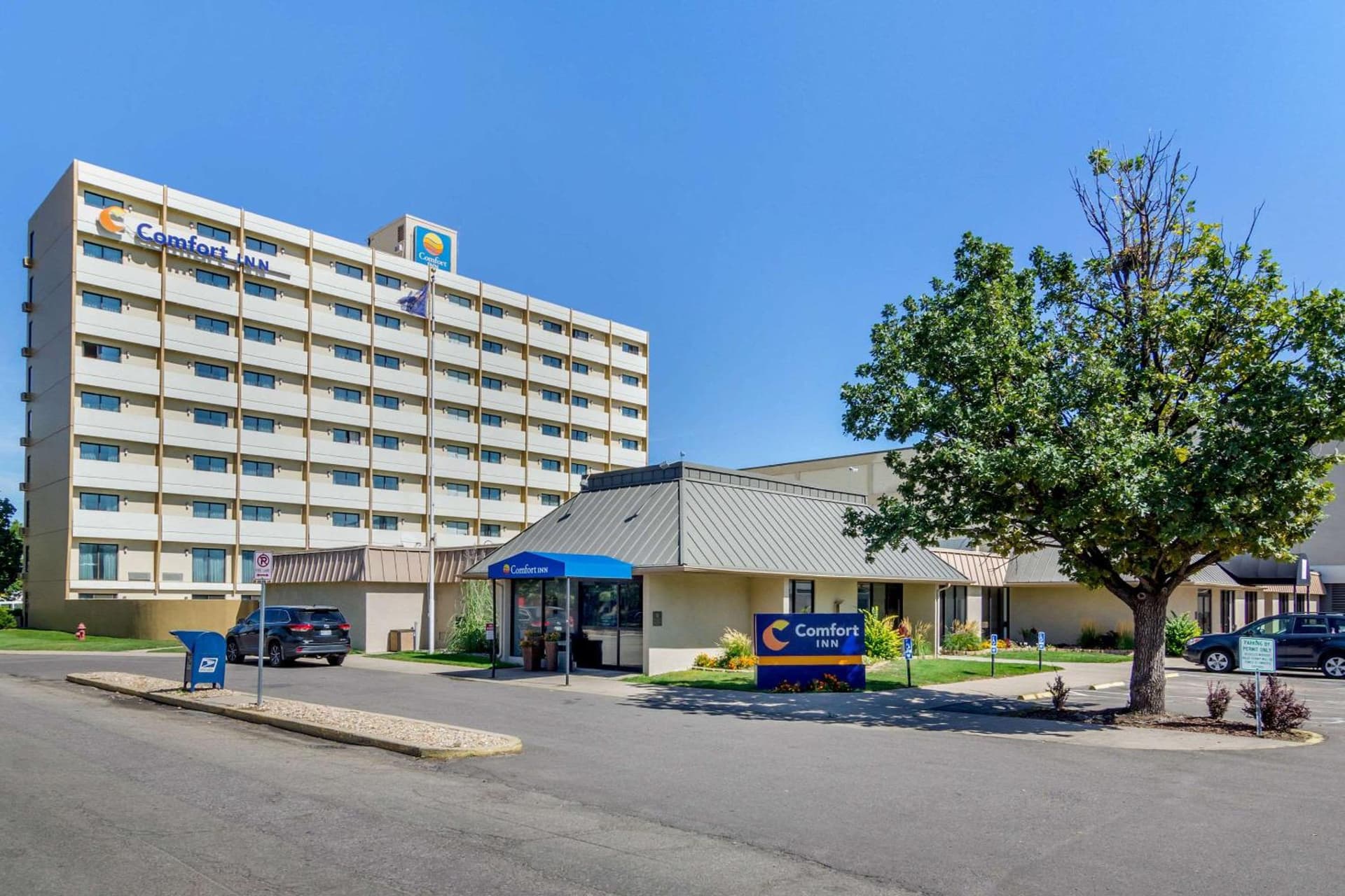 Holiday Inn Express Denver Central - North featured exterior or lobby in Denver, CO — similar hotel