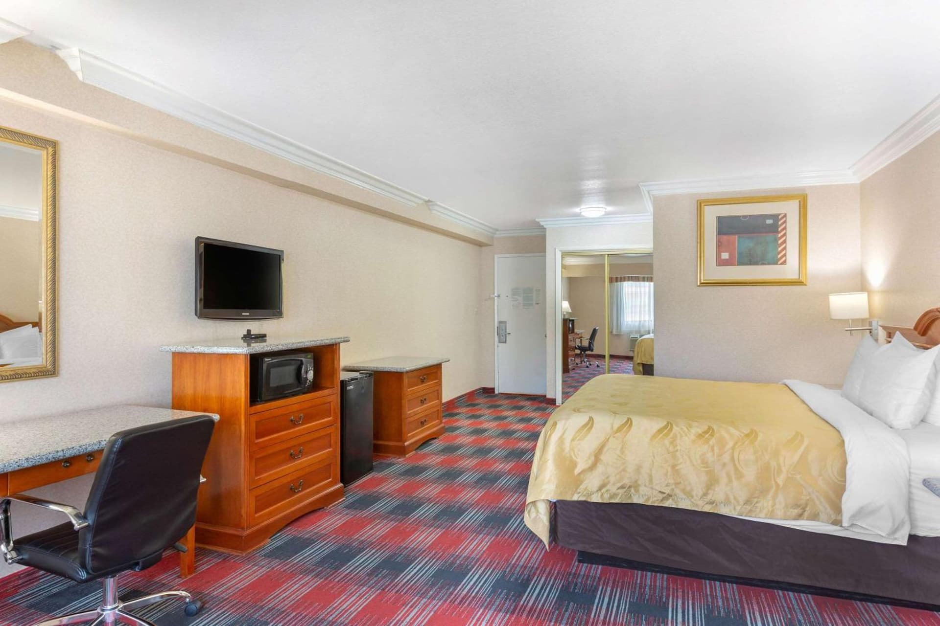 Quality Inn & Suites Oceanside Near Camp Pendleton gallery photo in Oceanside, CA — image 22