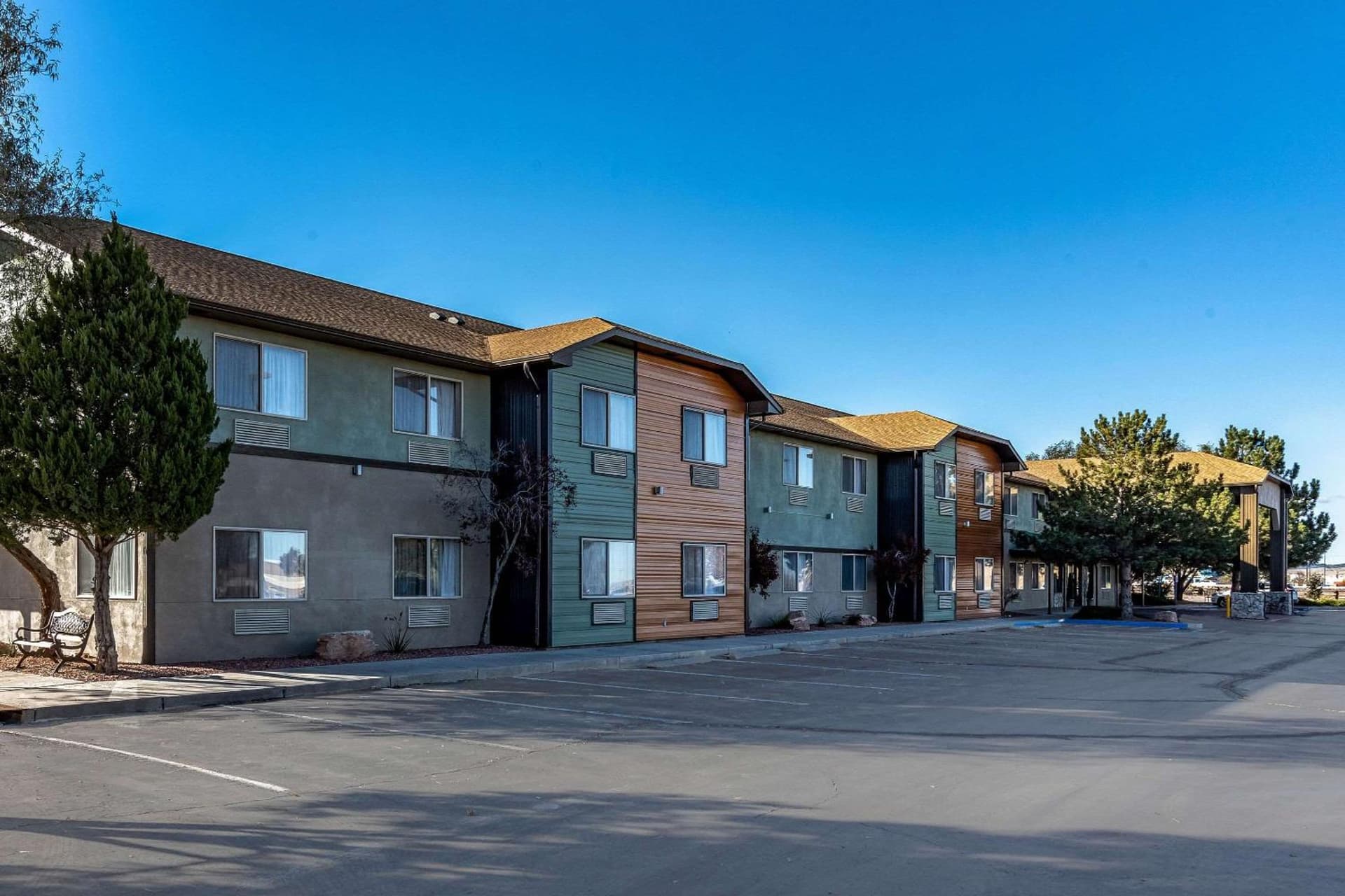 Quality Inn & Suites Pueblo West property views in Pueblo, CO — gallery photo 3