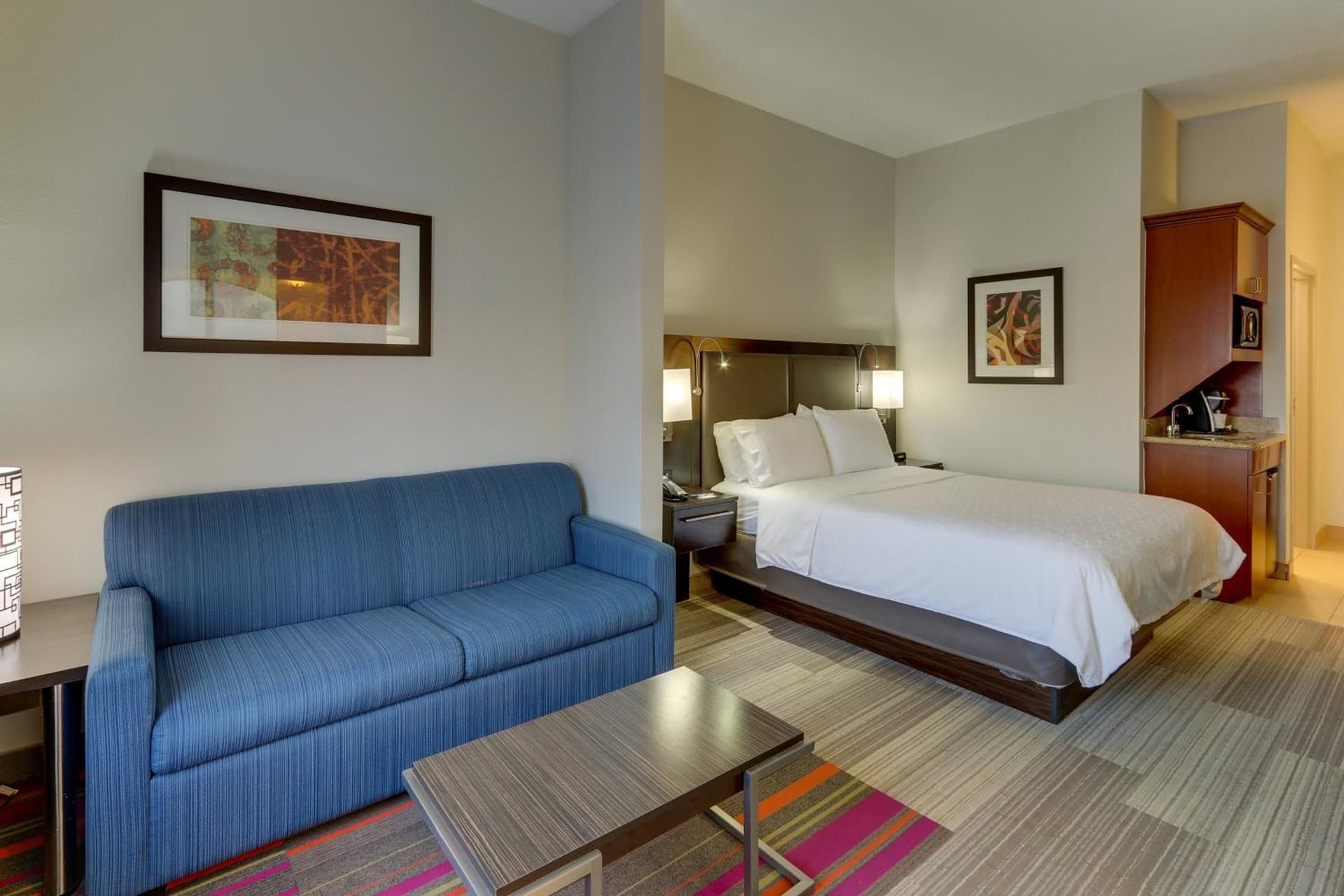 Holiday Inn Express Hotel & Suites Dayton-Centerville by IHG gallery photo in Centerville, OH — image 24
