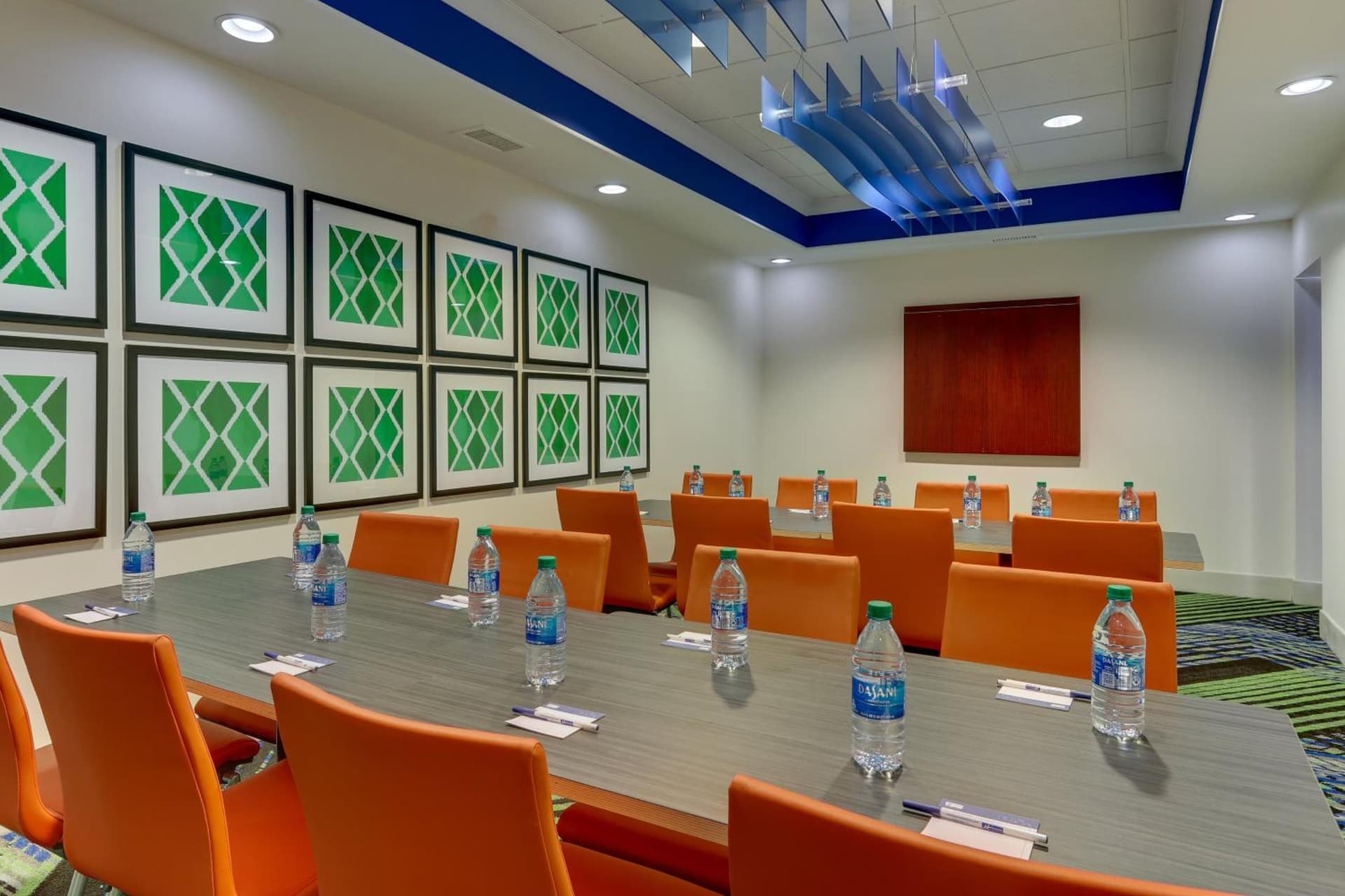 Holiday Inn Express Hotel & Suites Dayton-Centerville by IHG gallery photo in Centerville, OH — image 13