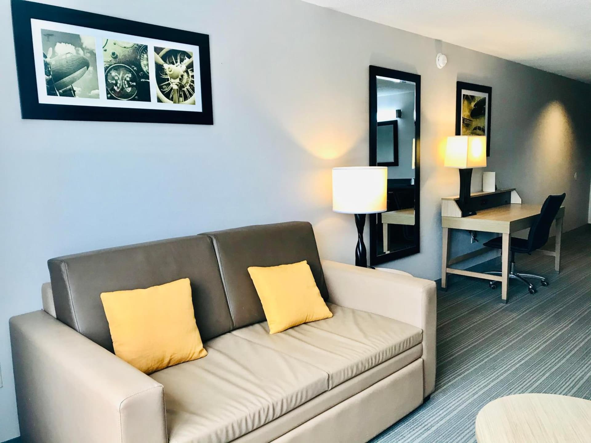 Country Inn & Suites by Radisson, Warner Robins, GA gallery photo in Warner Robins, GA — image 51