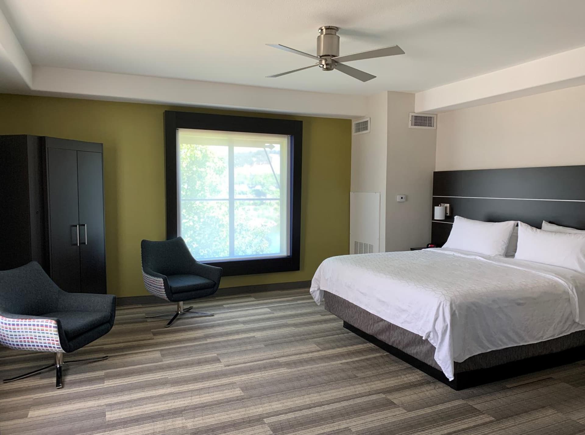 Holiday Inn Express Hotel & Suites El Dorado Hills by IHG gallery photo in El Dorado Hills, CA — image 73