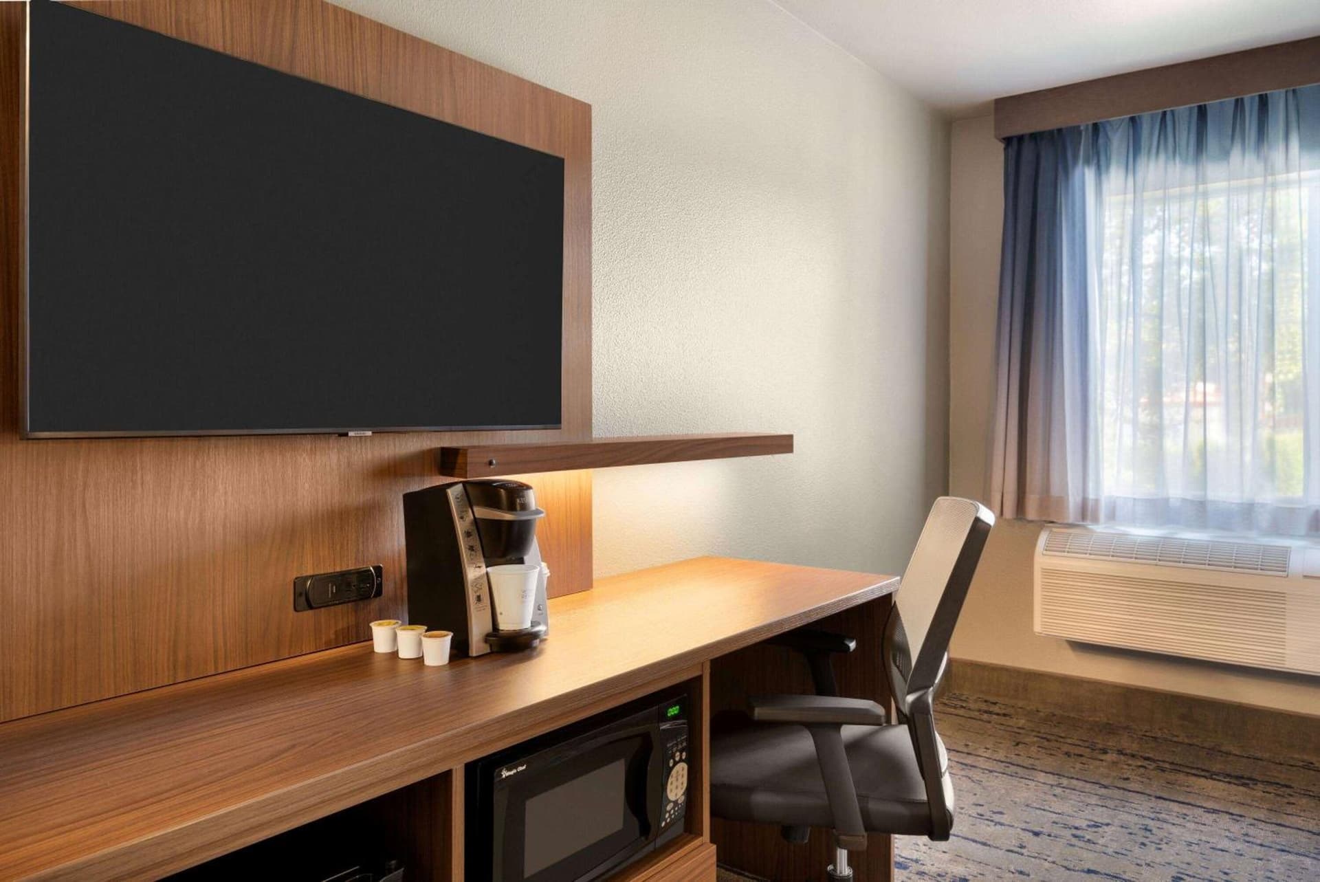 La Quinta Inn & Suites by Wyndham Springfield gallery photo in Springfield, OR — image 21
