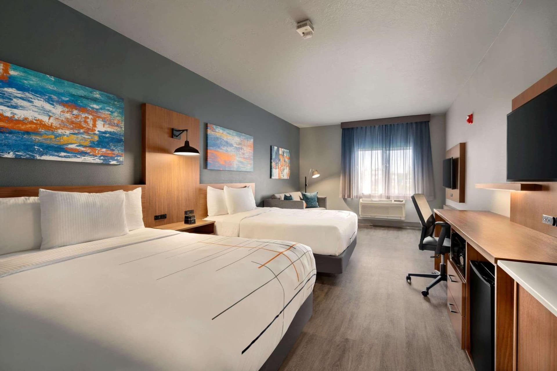 La Quinta Inn & Suites by Wyndham Springfield gallery photo in Springfield, OR — image 45