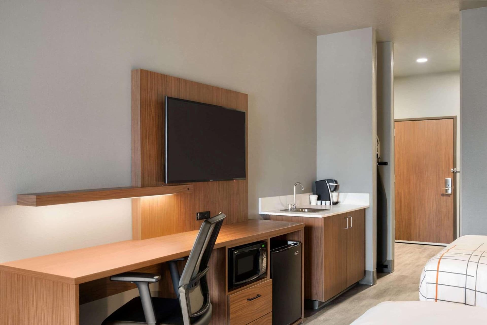 La Quinta Inn & Suites by Wyndham Springfield gallery photo in Springfield, OR — image 5
