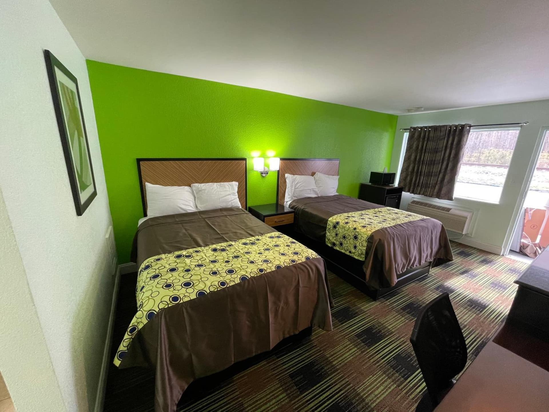 Bowers Hill Inn property views in Chesapeake, VA — gallery photo 3