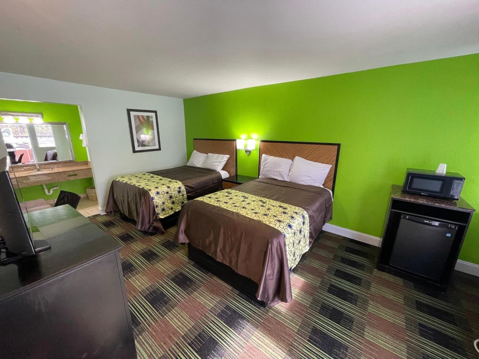 Bowers Hill Inn gallery photo in Chesapeake, VA — image 4