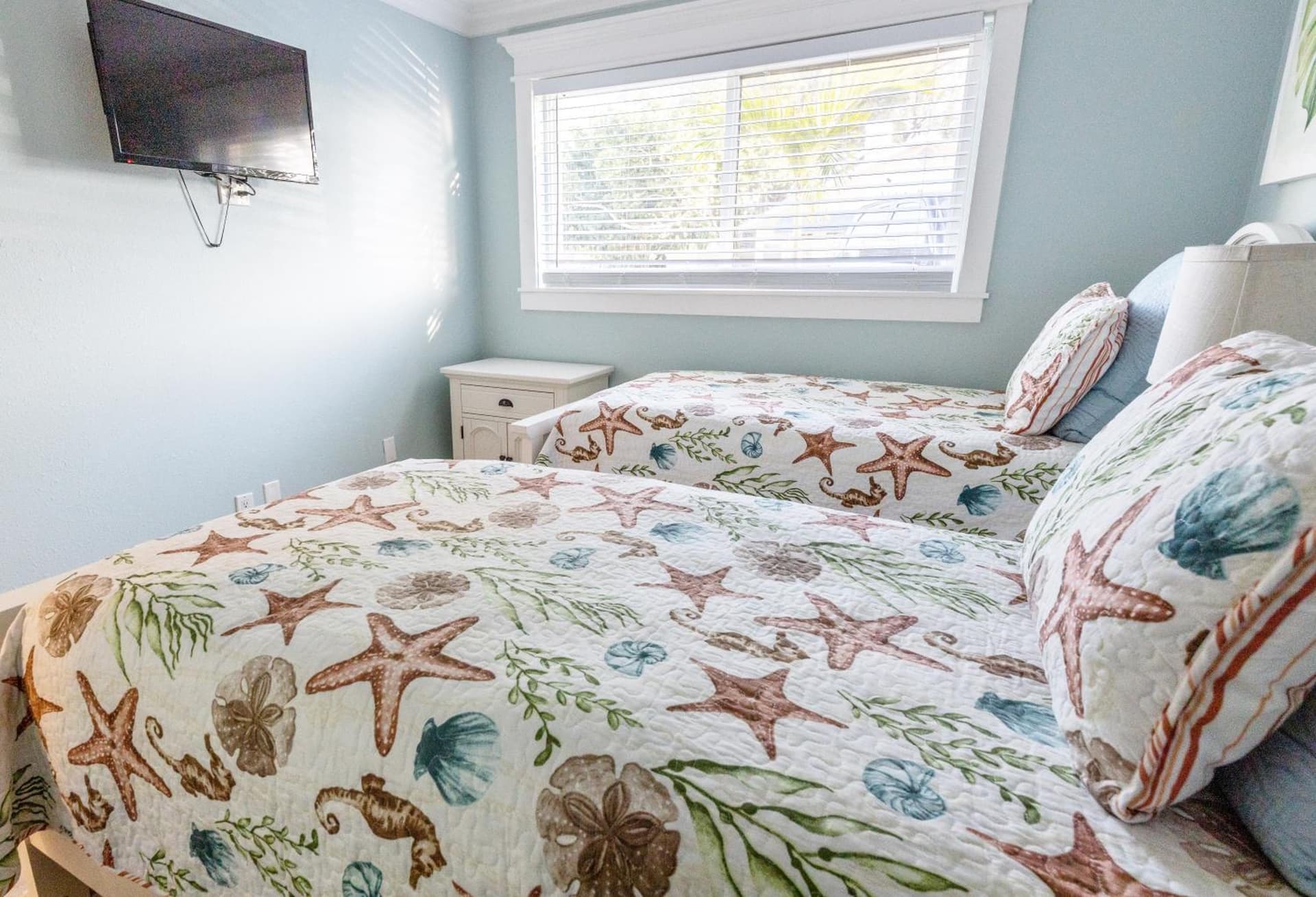 Seabreeze at Anna Maria Island Inn interior in Bradenton Beach, FL — gallery photo 2