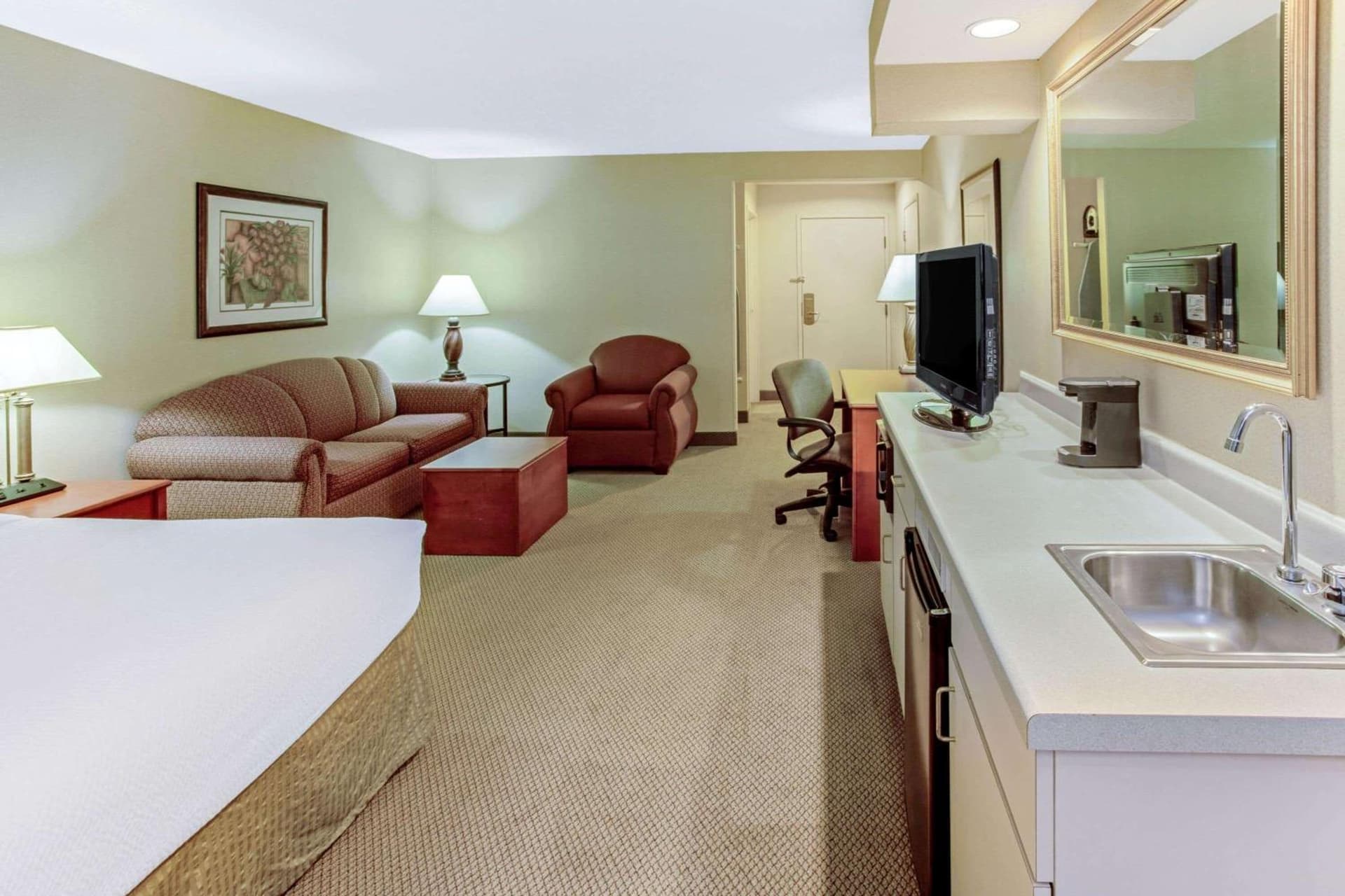 La Quinta by Wyndham Appleton College Avenue gallery photo in Appleton, WI — image 33
