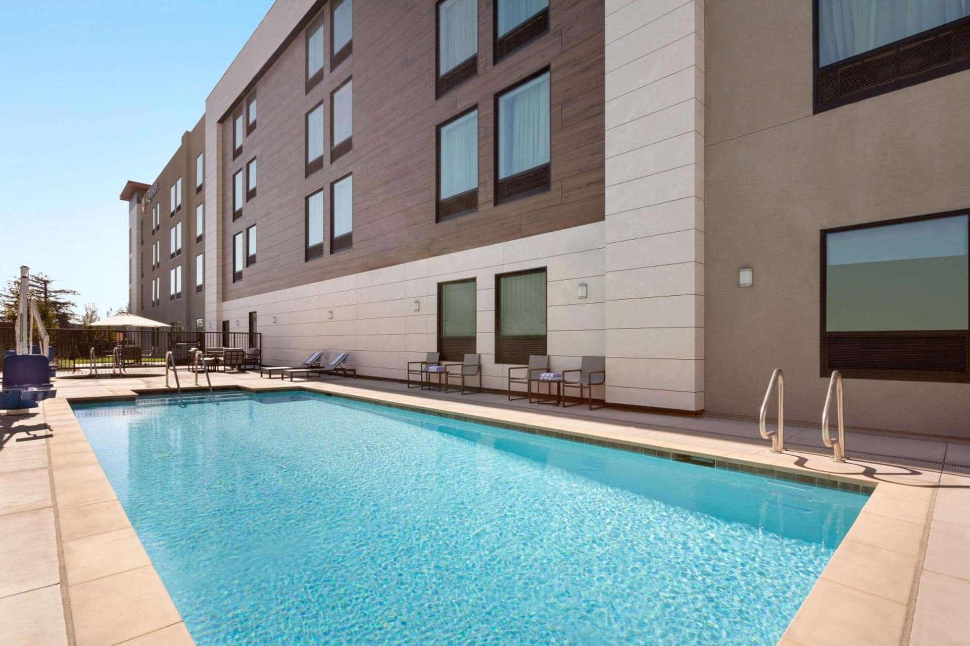 La Quinta Inn & Suites by Wyndham Santa Rosa Sonoma gallery photo in Santa Rosa, CA — image 31