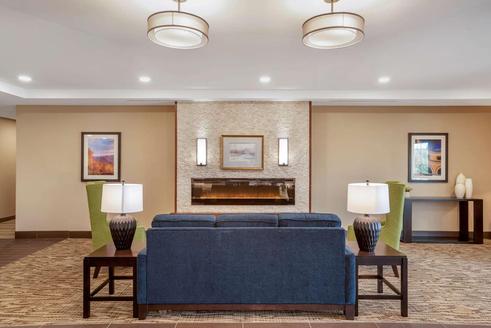 Comfort Inn & Suites Winchester gallery photo in Winchester, VA — image 8