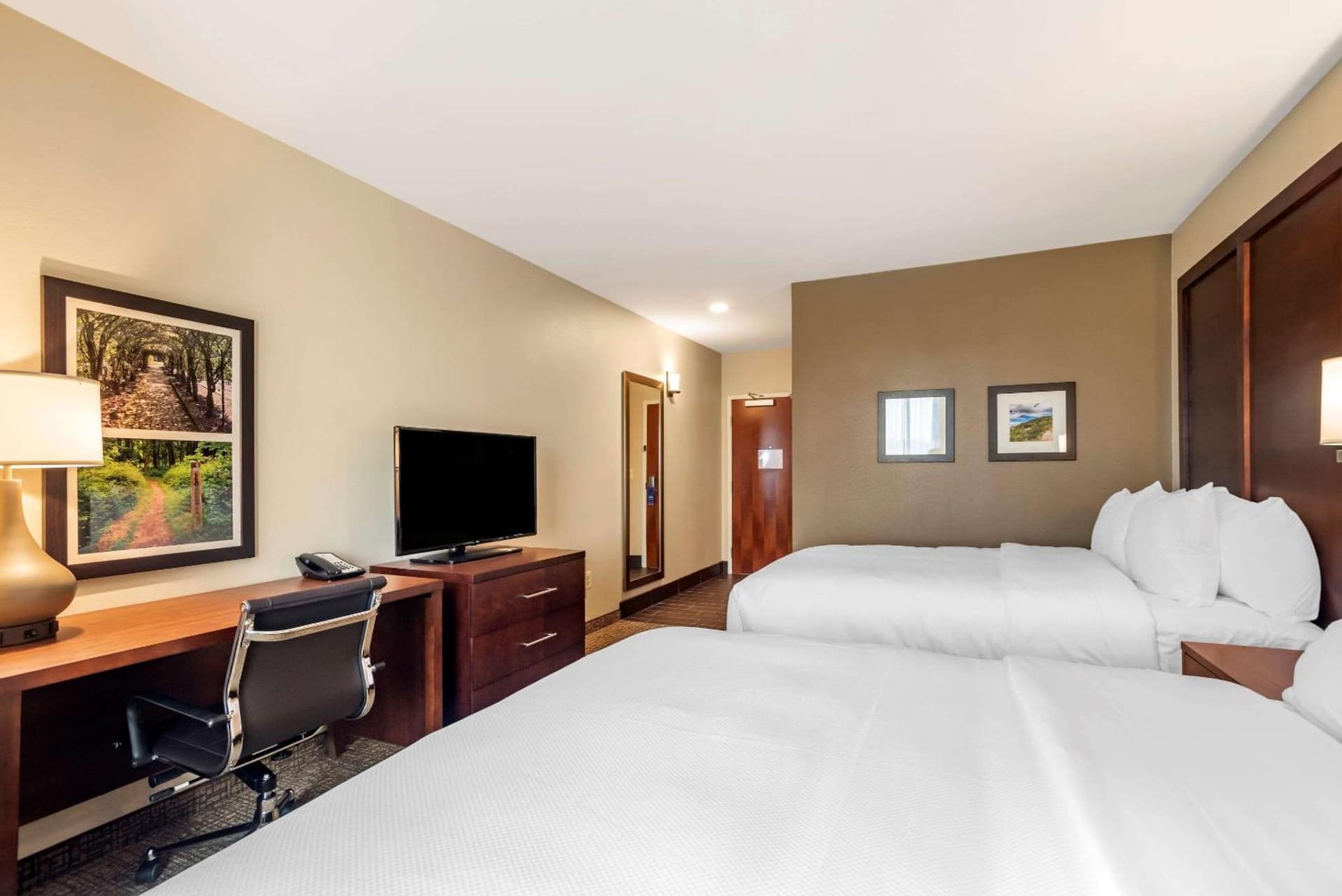 Comfort Inn & Suites Winchester gallery photo in Winchester, VA — image 14