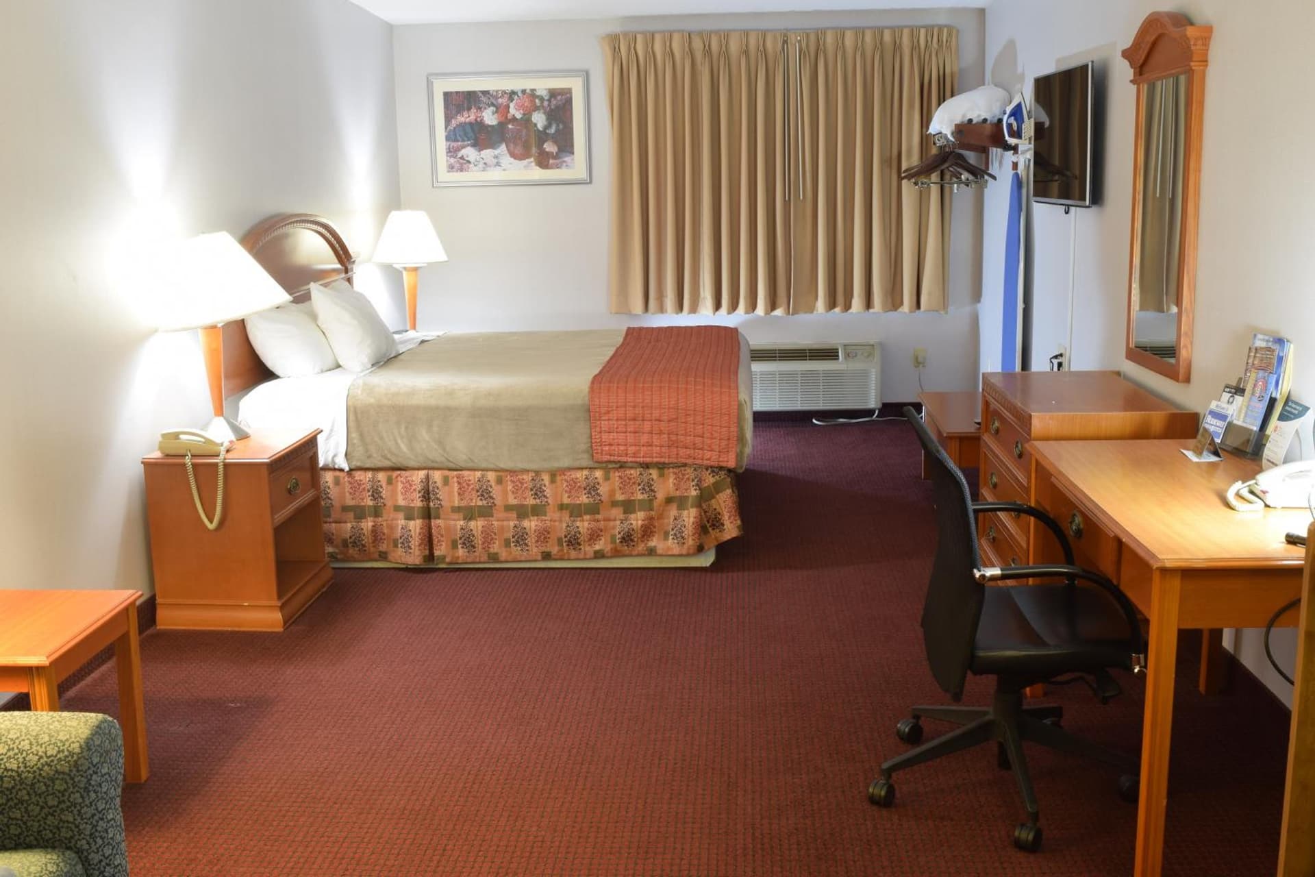 Rodeway Inn & Suites New Paltz - Hudson Valley gallery photo in New Paltz, NY — image 23