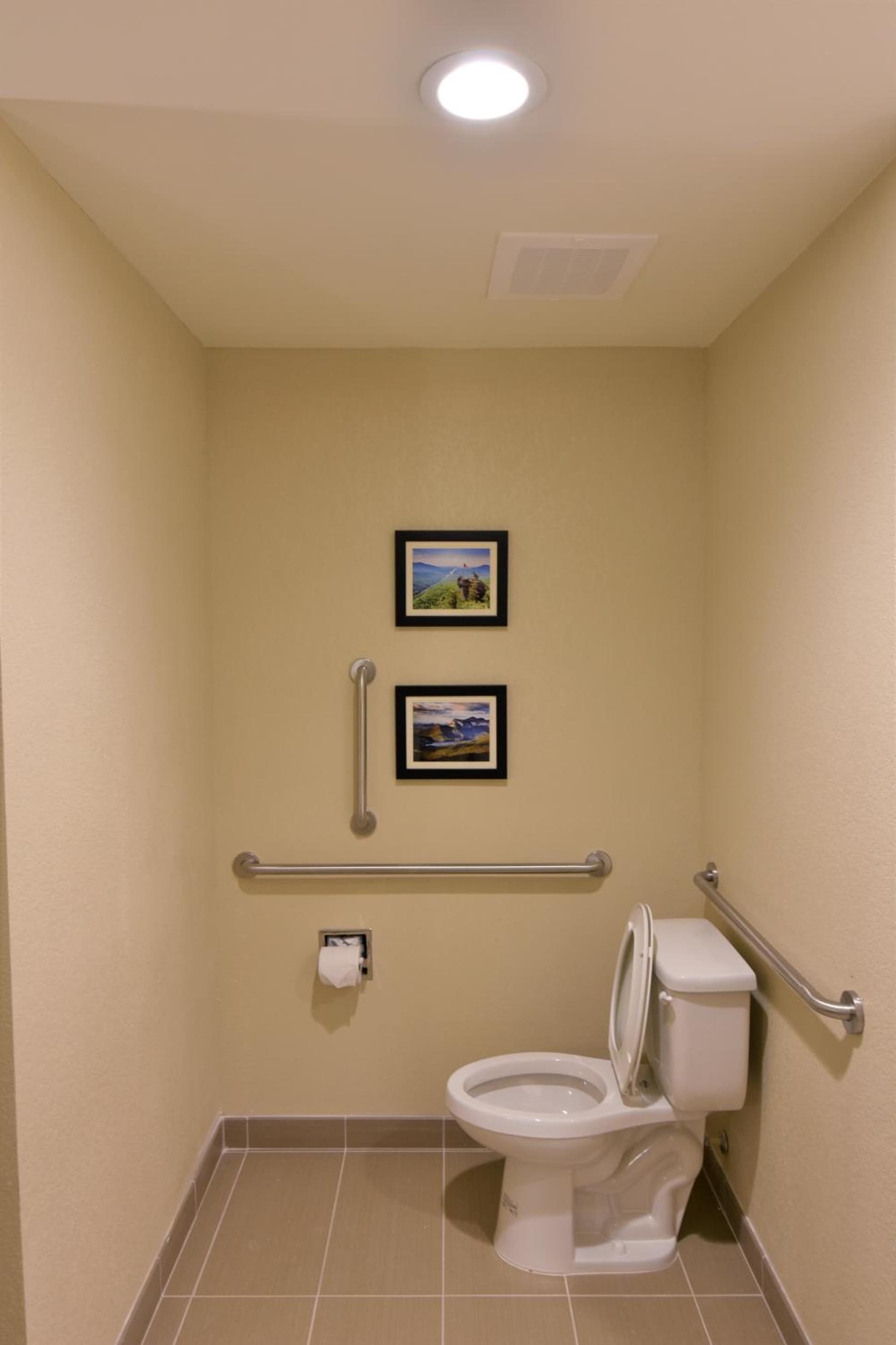 Comfort Inn & Suites Rock Hill Northeast gallery photo in Rock Hill, SC — image 25