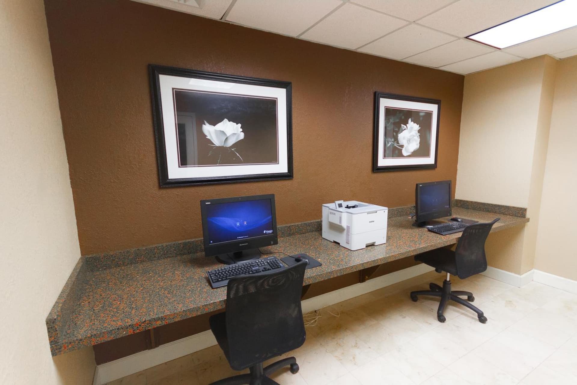 Clarion Inn & Suites Miami International Airport gallery photo in Miami, FL — image 9
