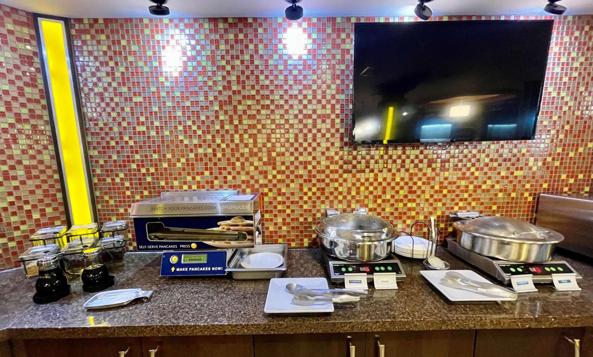 Best Western Aspen Hotel interior in Fort Smith, AR — gallery photo 2