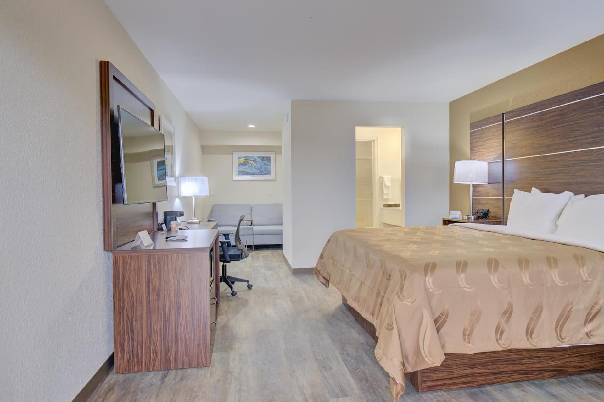 Quality Inn & Suites gallery photo in Suffolk, VA — image 35