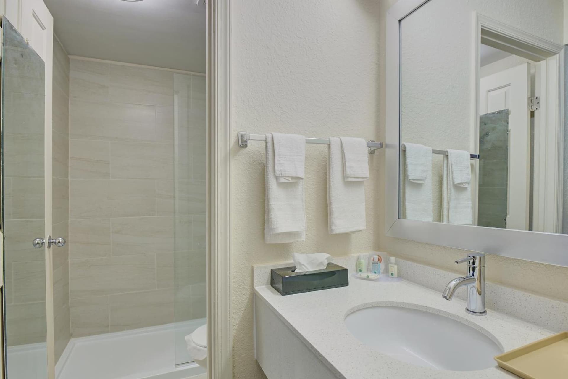 Quality Inn & Suites gallery photo in Suffolk, VA — image 6