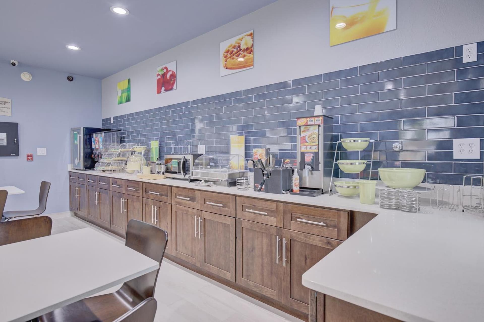 Quality Inn & Suites gallery photo in Suffolk, VA — image 7