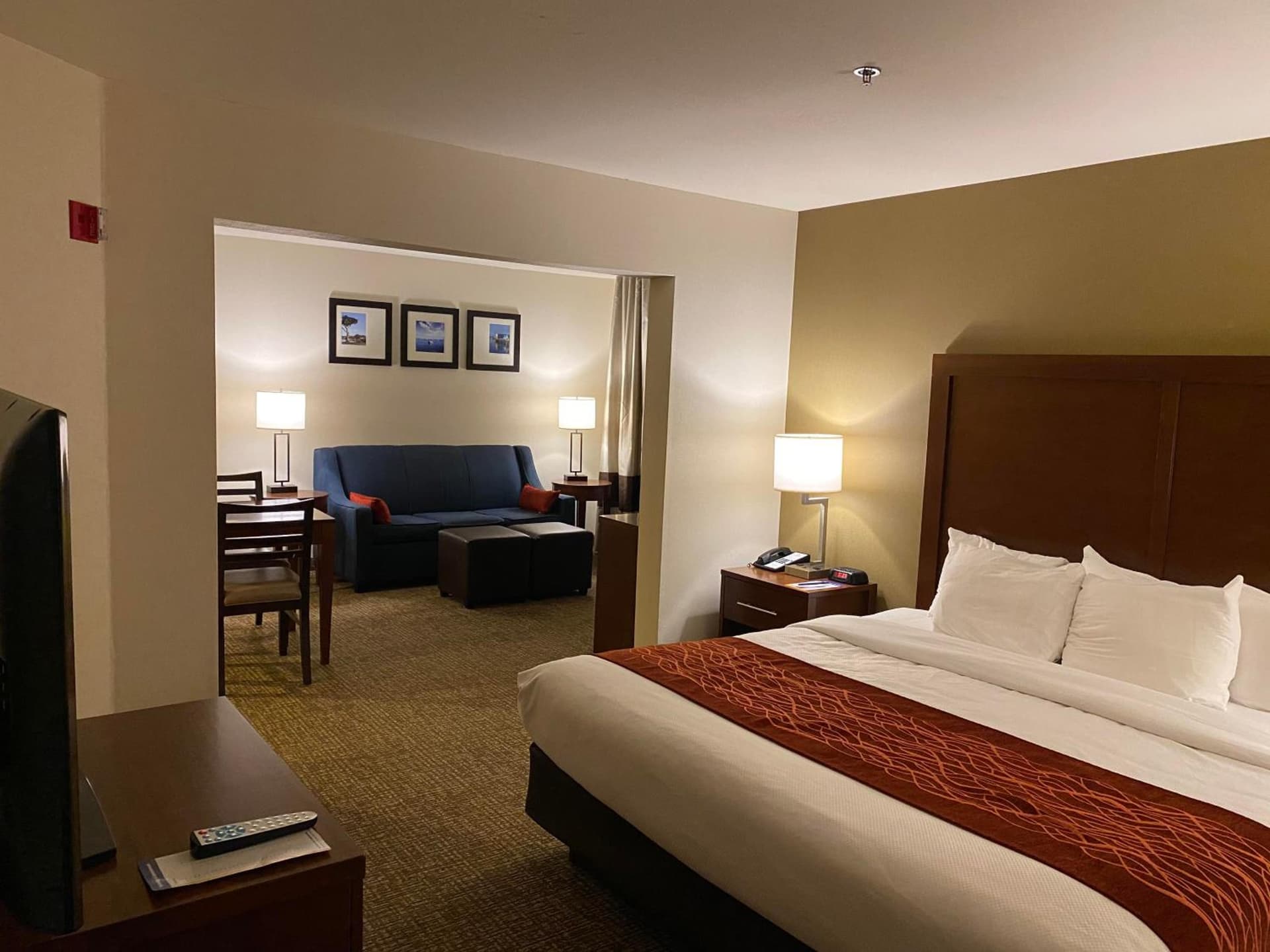 Comfort Inn Marina on the Monterey Bay gallery photo in Marina, CA — image 5