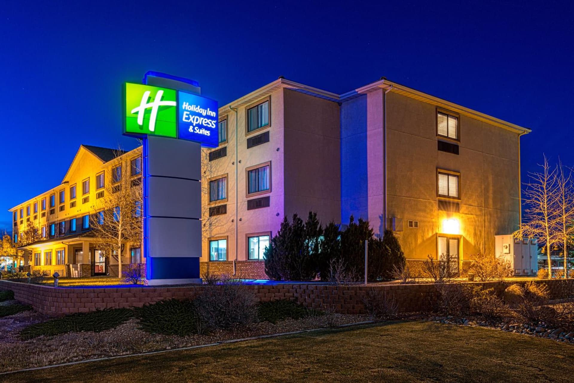 Holiday Inn Express & Suites Alamosa by IHG featured exterior or lobby in Alamosa, CO — similar hotel