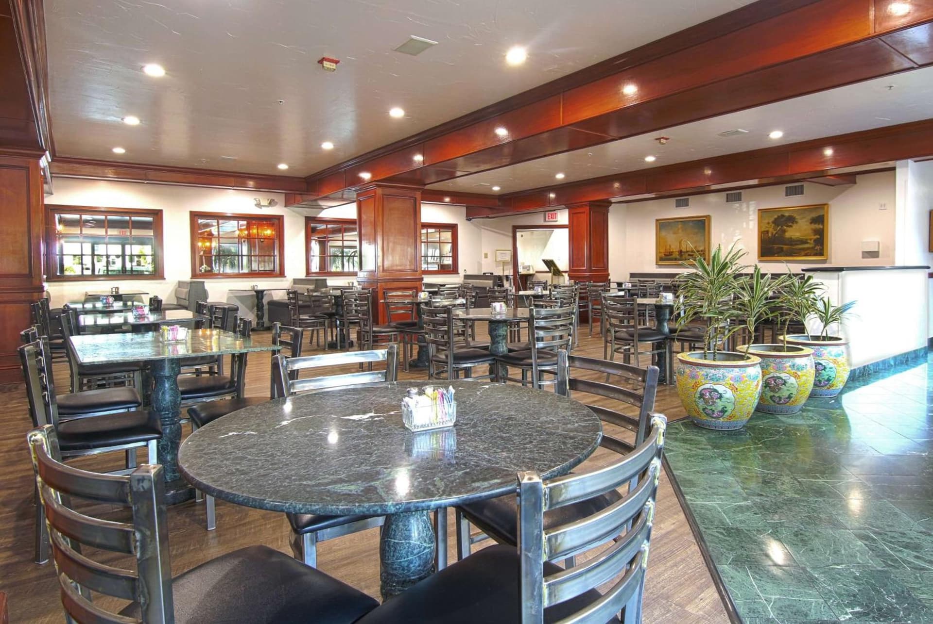 Azure Hotel&Suites Ontario Trademark Collection by Wyndham gallery photo in Ontario, CA — image 39