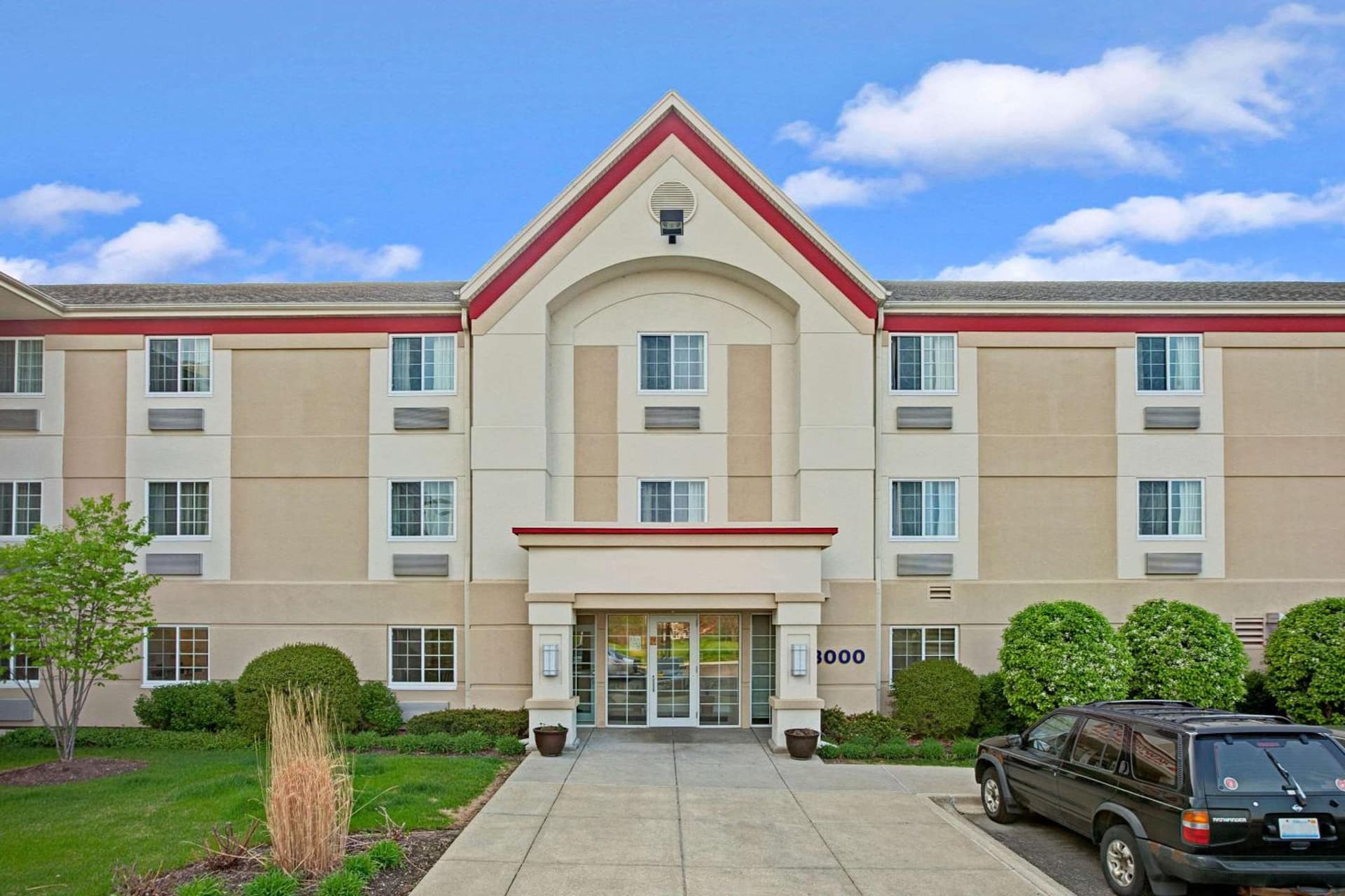 MainStay Suites Northbrook Wheeling featured exterior or lobby in Wheeling, IL — similar hotel