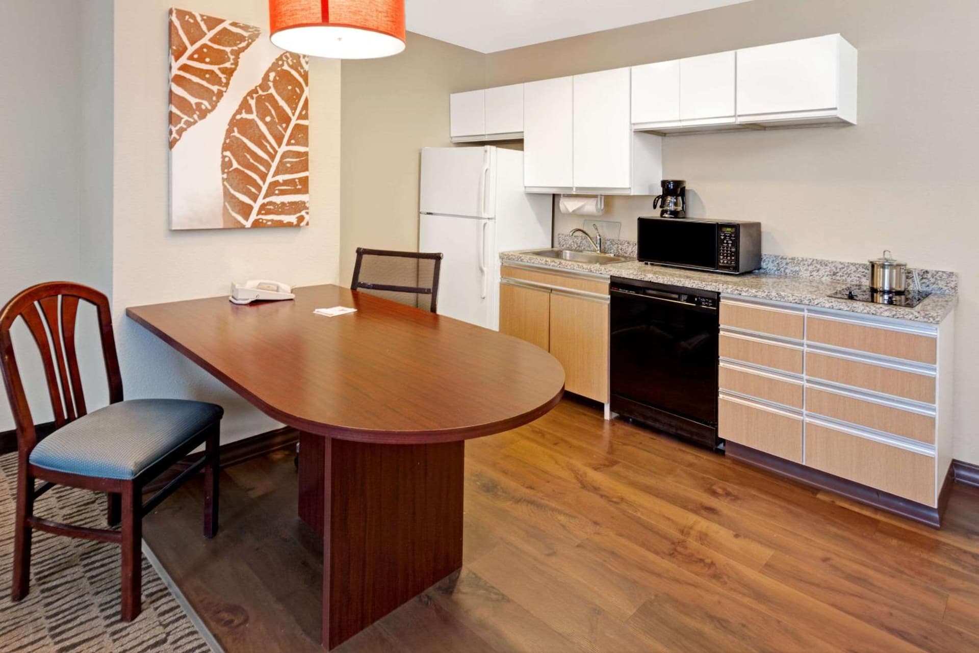 MainStay Suites Detroit Farmington Hills property views in Farmington Hills, MI — gallery photo 3