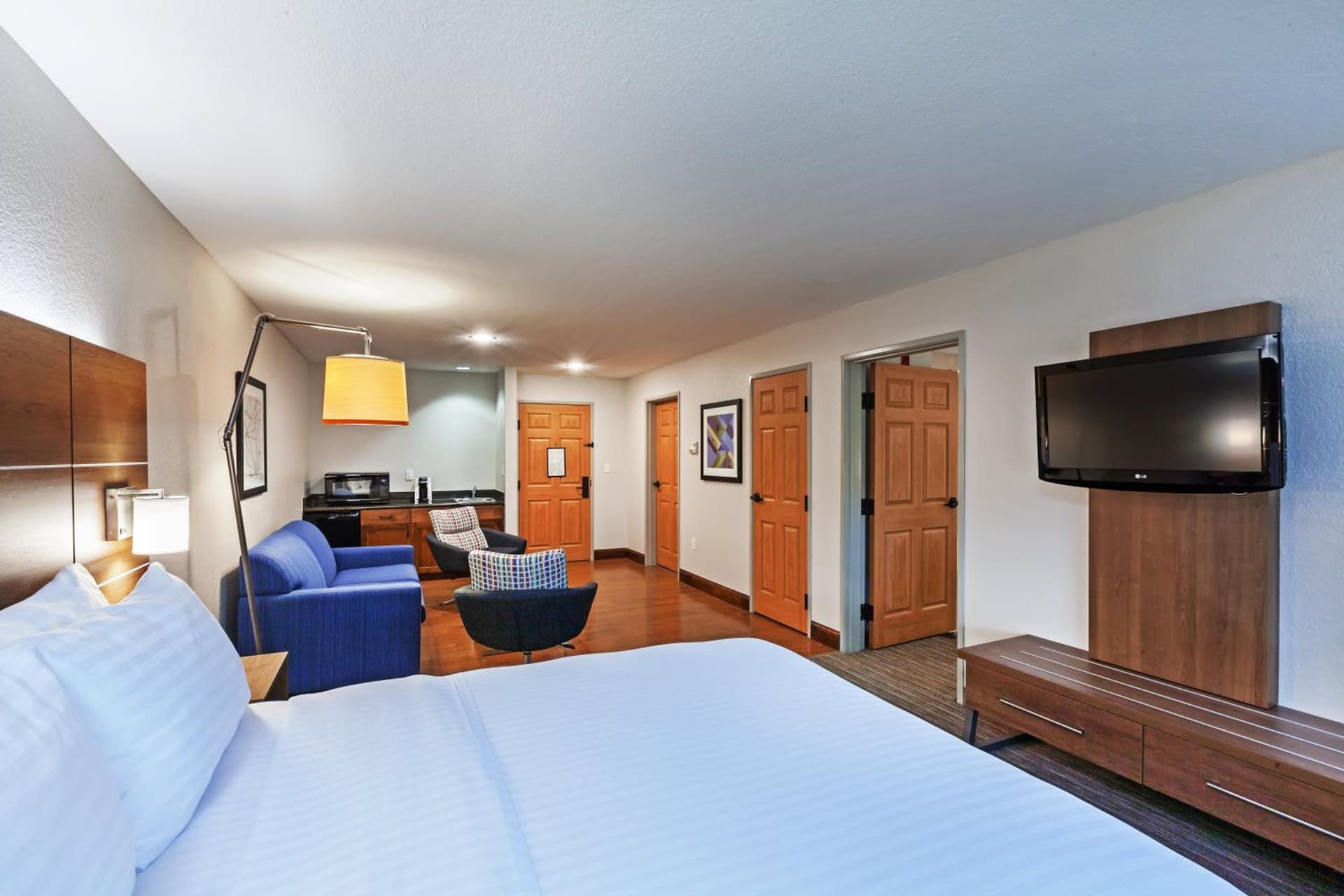 Holiday Inn Express & Suites Tulsa S Broken Arrow Hwy 51 by IHG gallery photo in Broken Arrow, OK — image 42