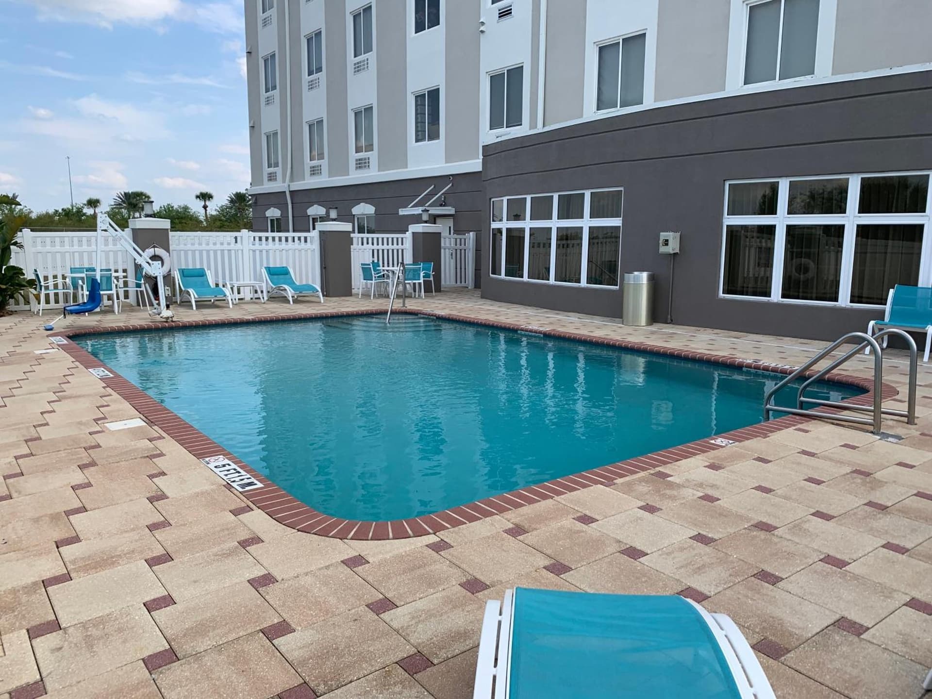 Holiday Inn Express Orlando - South Davenport by IHG gallery photo in Davenport, FL — image 6