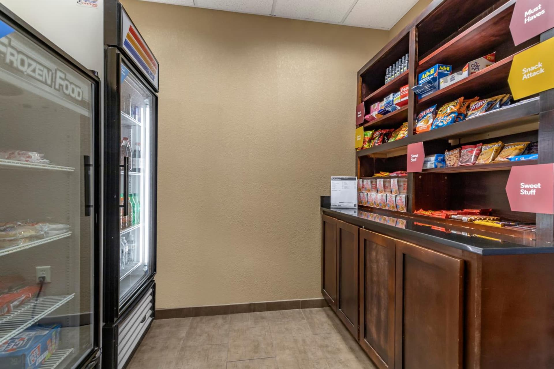 Comfort Suites Medical Center near Six Flags gallery photo in San Antonio, TX — image 32