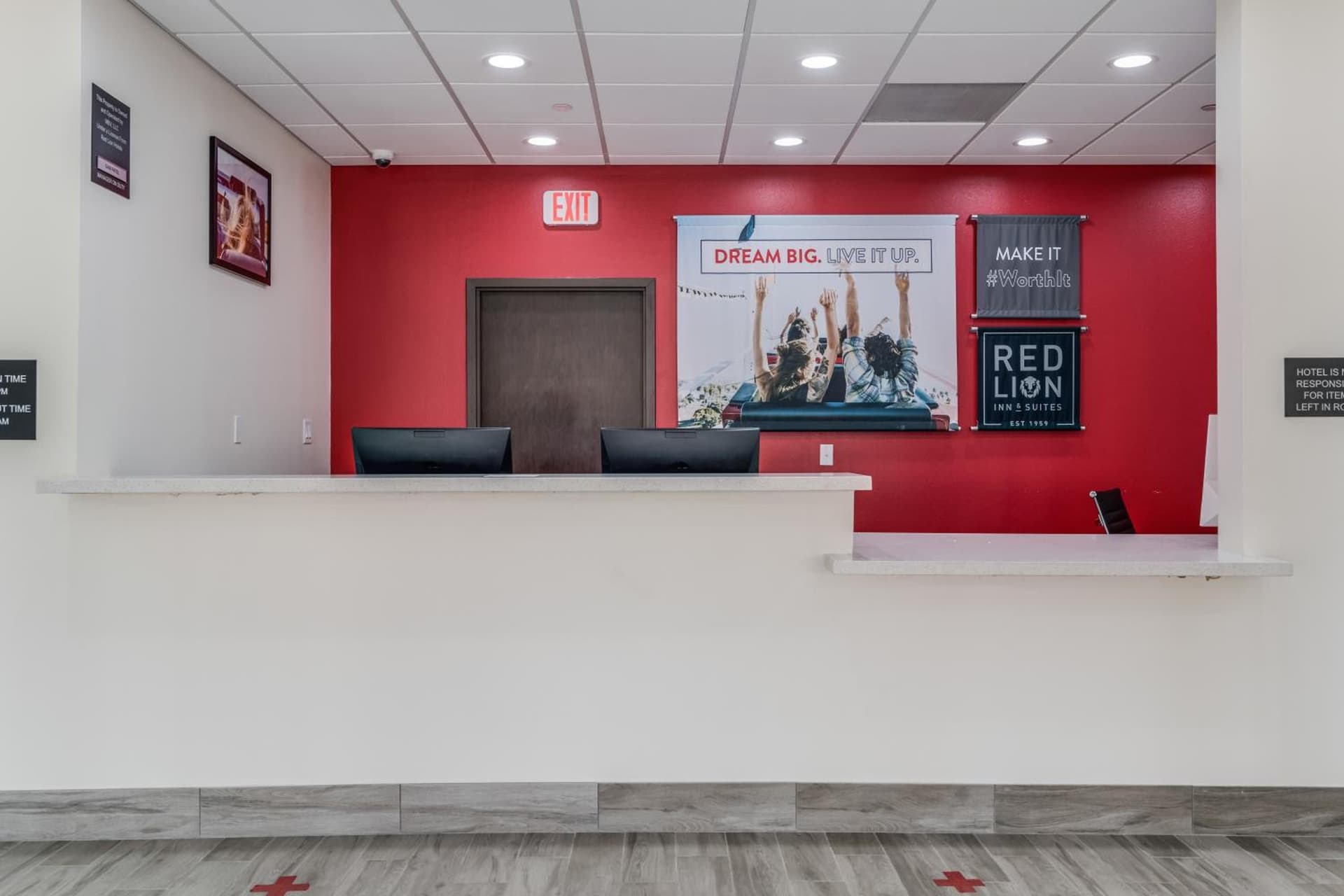Red Lion Inn & Suites Katy interior in Katy, TX — gallery photo 2