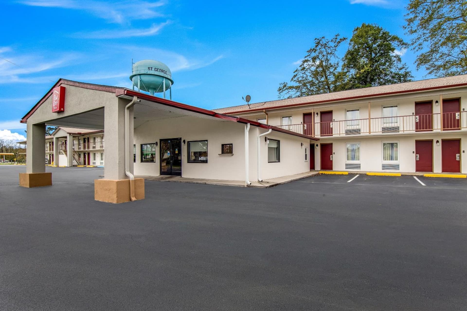 Red Roof Inn St George, SC interior in St. George, SC — gallery photo 2