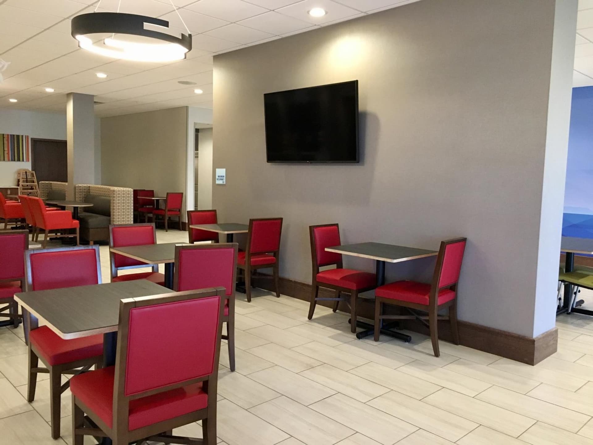 Holiday Inn Express - Grand Island by IHG property views in Niagara Falls, NY — gallery photo 3