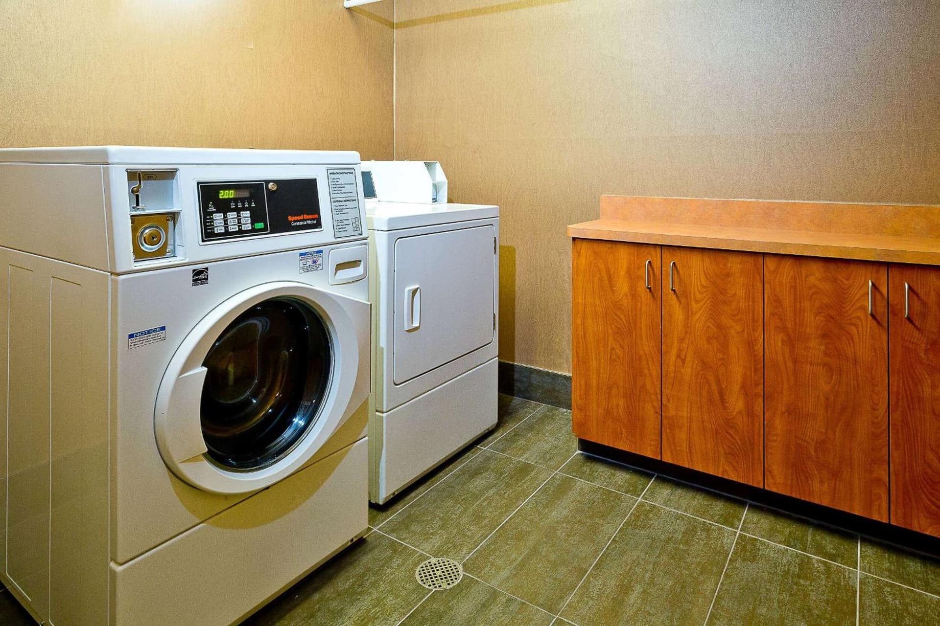 Hawthorn Suites by Wyndham-Oakland/Alameda gallery photo in Alameda, CA — image 15