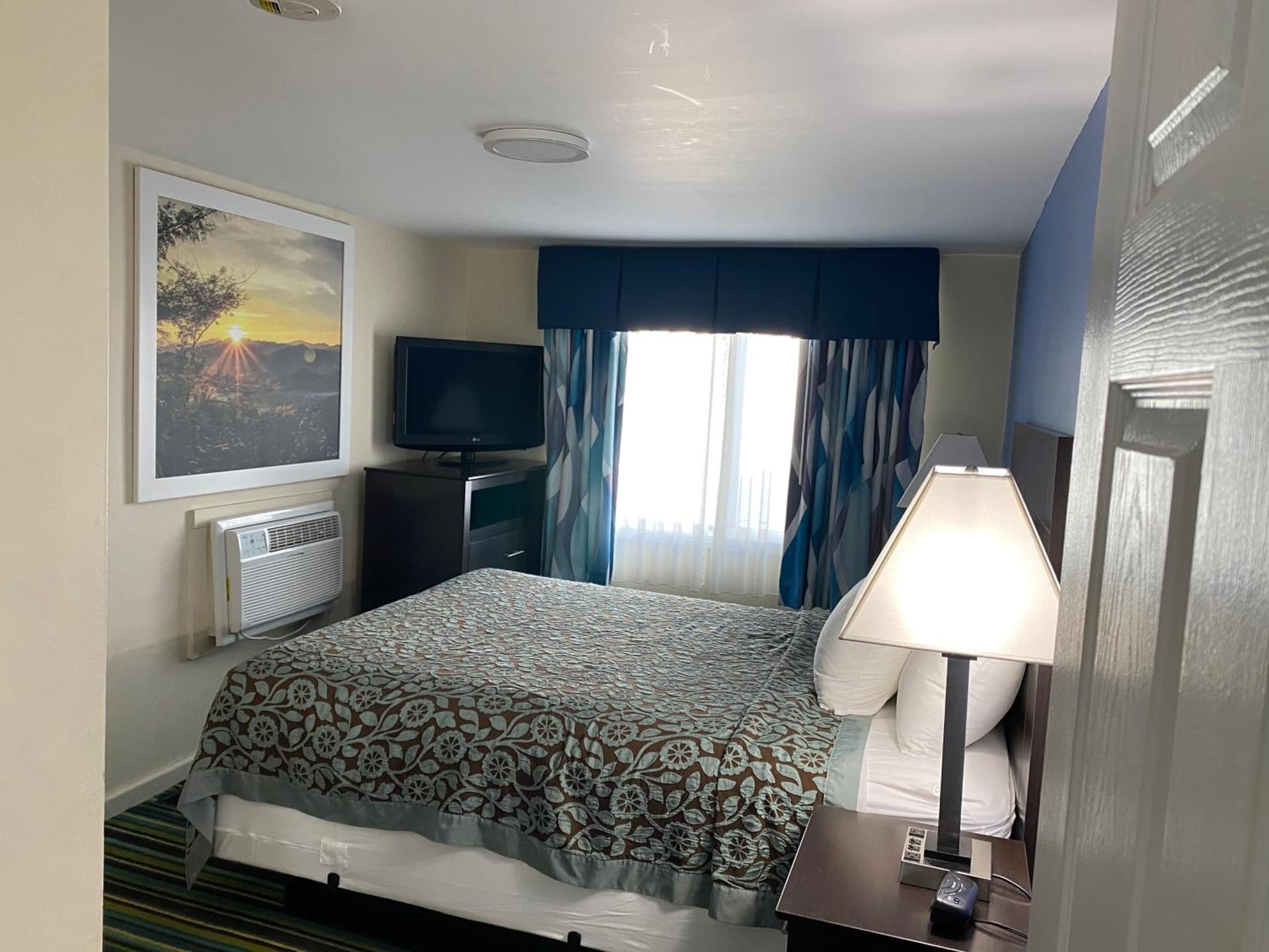 Days Inn by Wyndham Lincoln gallery photo in Lincoln — image 32