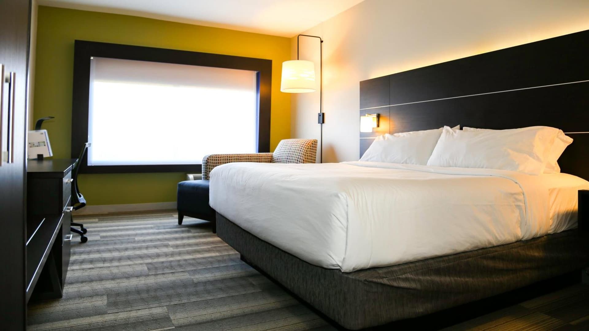 Holiday Inn Express & Suites Kingston-Ulster by IHG gallery photo in Lake Katrine, NY — image 10
