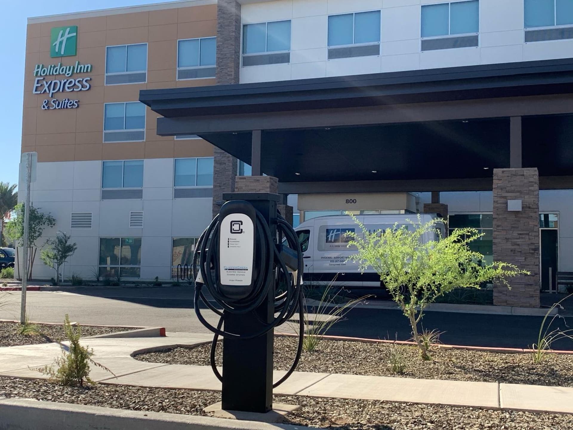Holiday Inn Express & Suites - Phoenix - Airport North by IHG interior in Phoenix, AZ — gallery photo 2