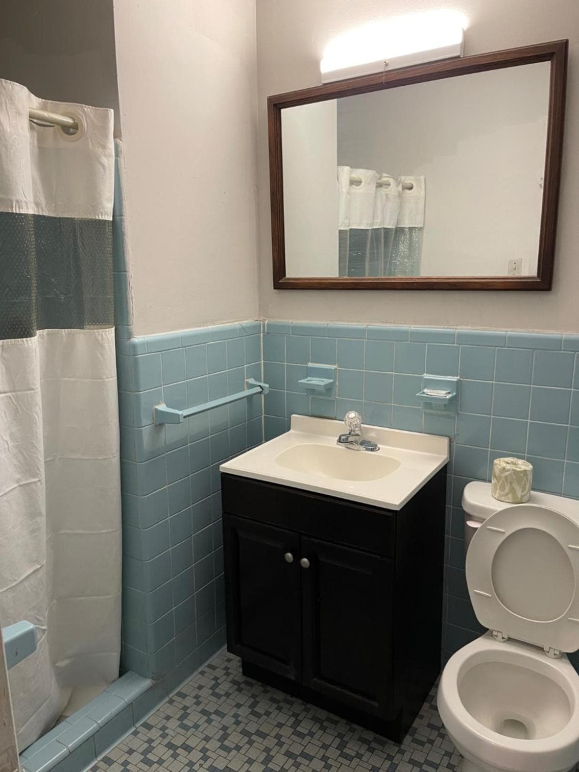 Richmond Motel interior in Richmond, VA — gallery photo 2